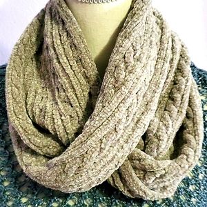 Marcus Adler Graish Tan Cable Knit Cozy Soft Infinity Scarf